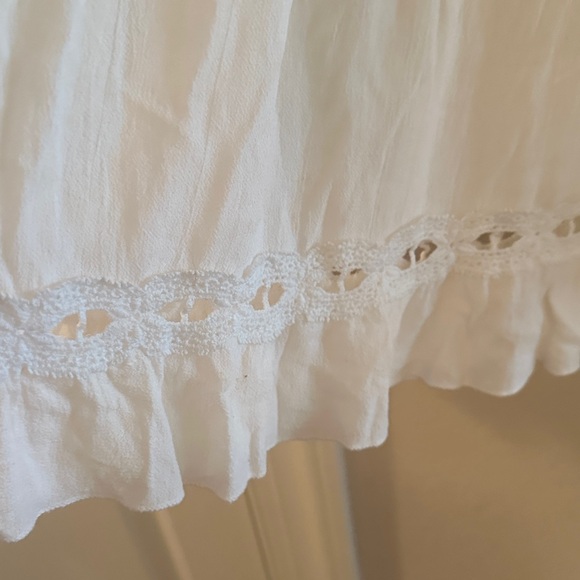 Lisa Robertson Elegant White Lace Women's Top - Picture 4 of 13